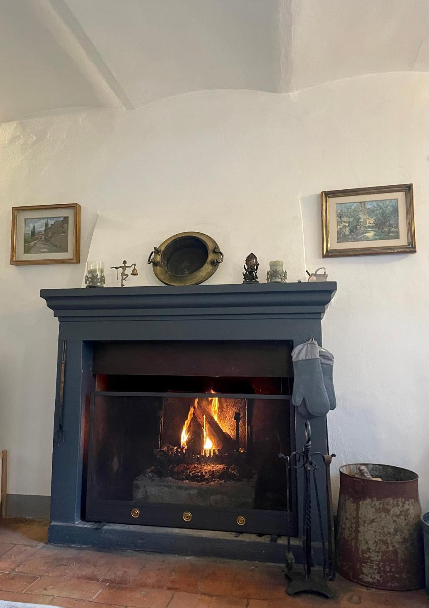Private Stone Cottage With Starlink & Lake View Tuoro sul Trasimeno Exteriör bild