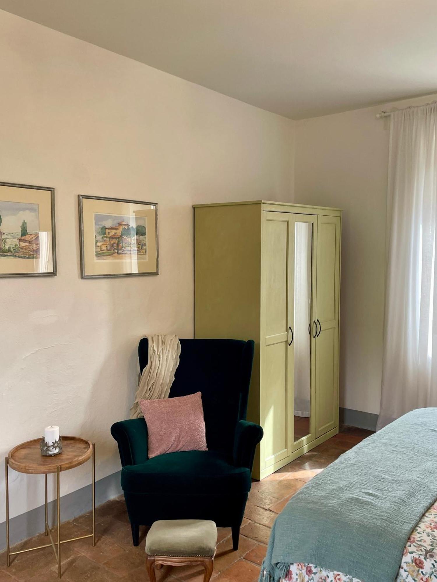 Private Stone Cottage With Starlink & Lake View Tuoro sul Trasimeno Exteriör bild